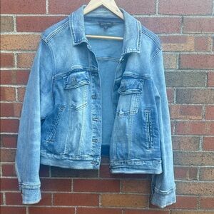 Universal Standard Classic Denim Jacket – Size Small
